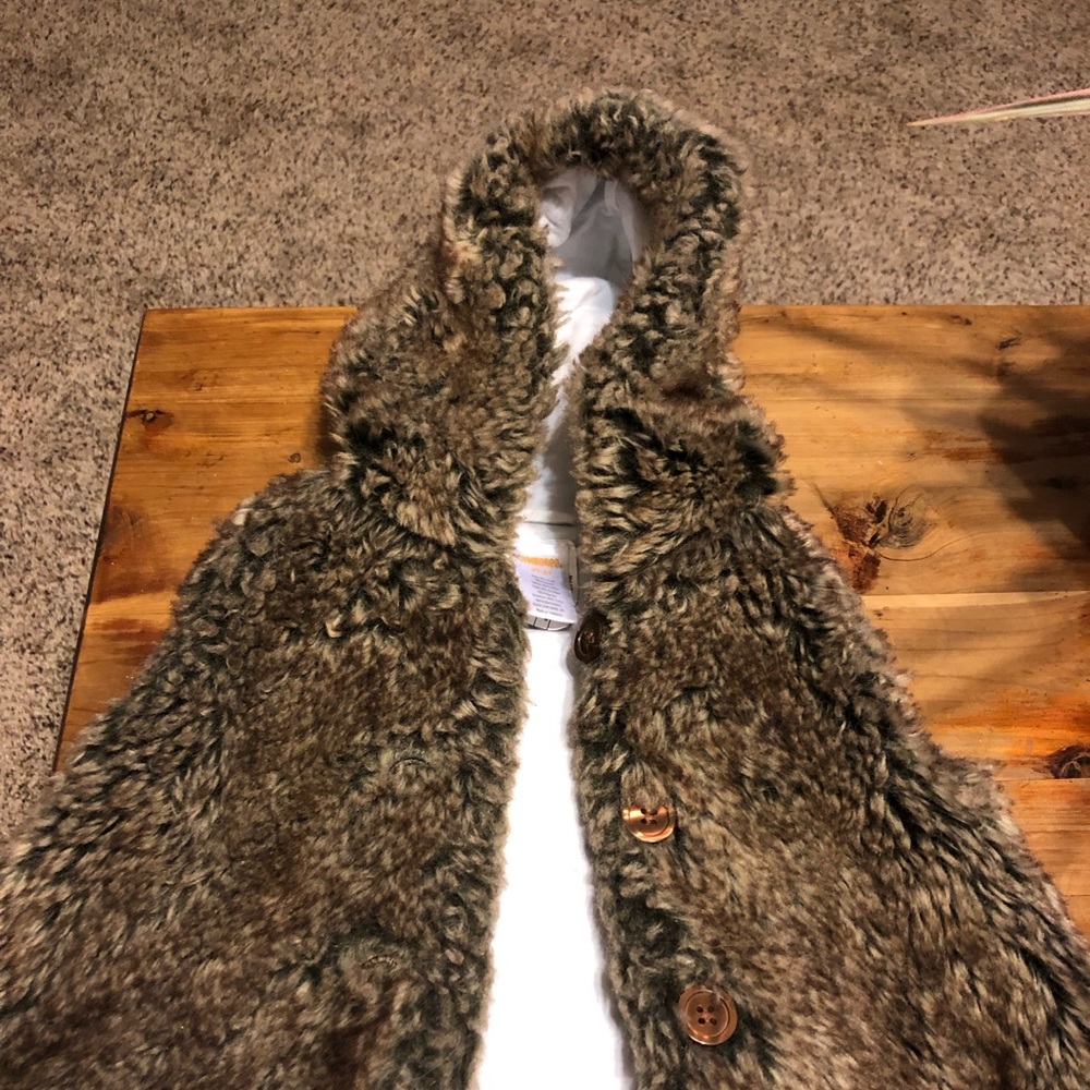Gymboree faux fur hooded vest with ears